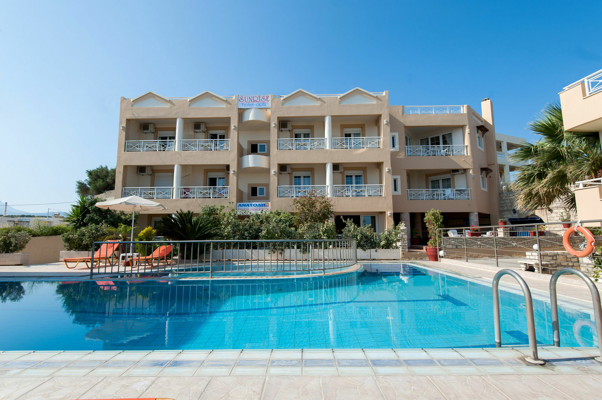 Sunrise Apartments Sfáka Dış mekan fotoğraf