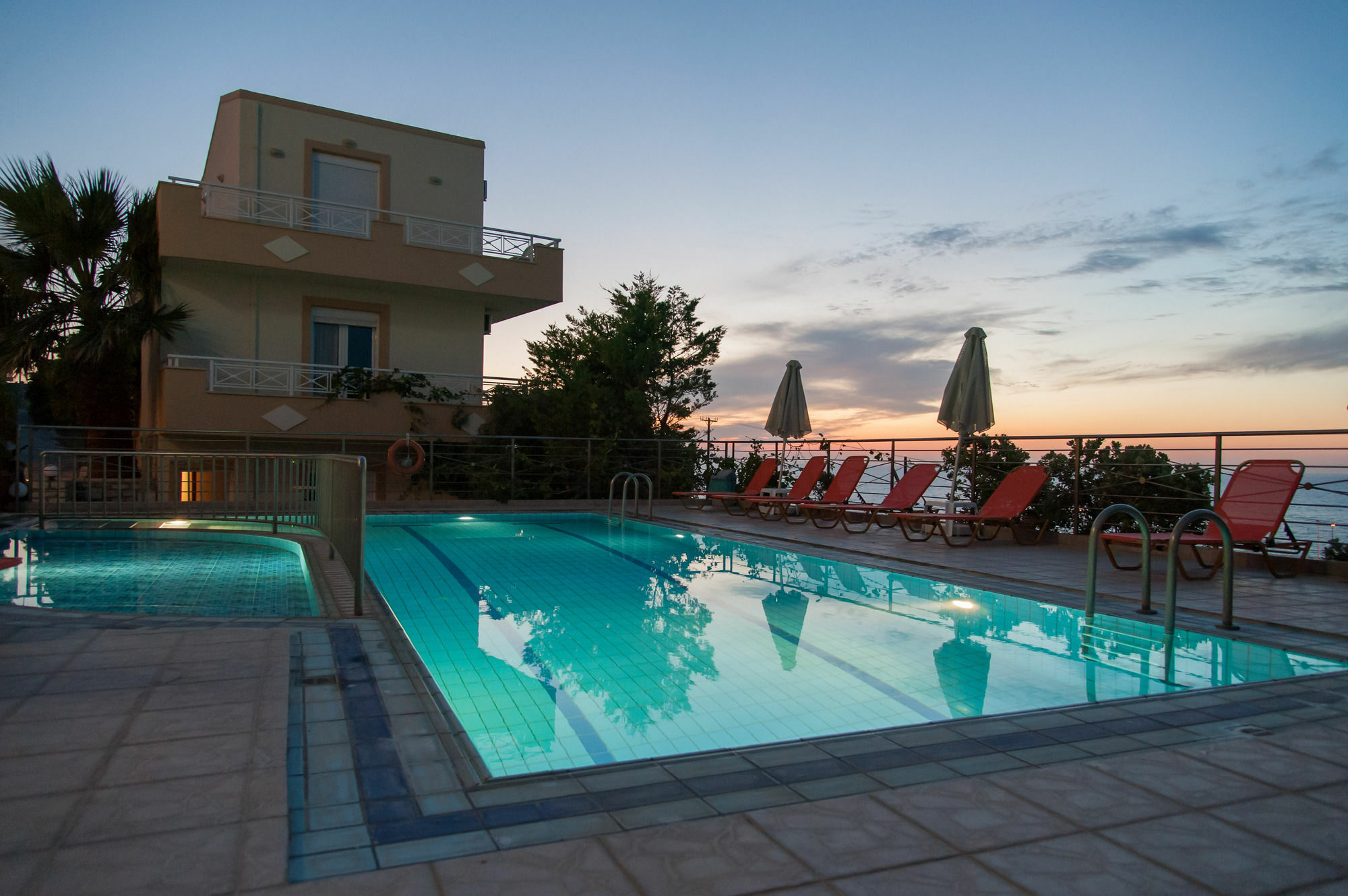 Sunrise Apartments Sfáka Dış mekan fotoğraf