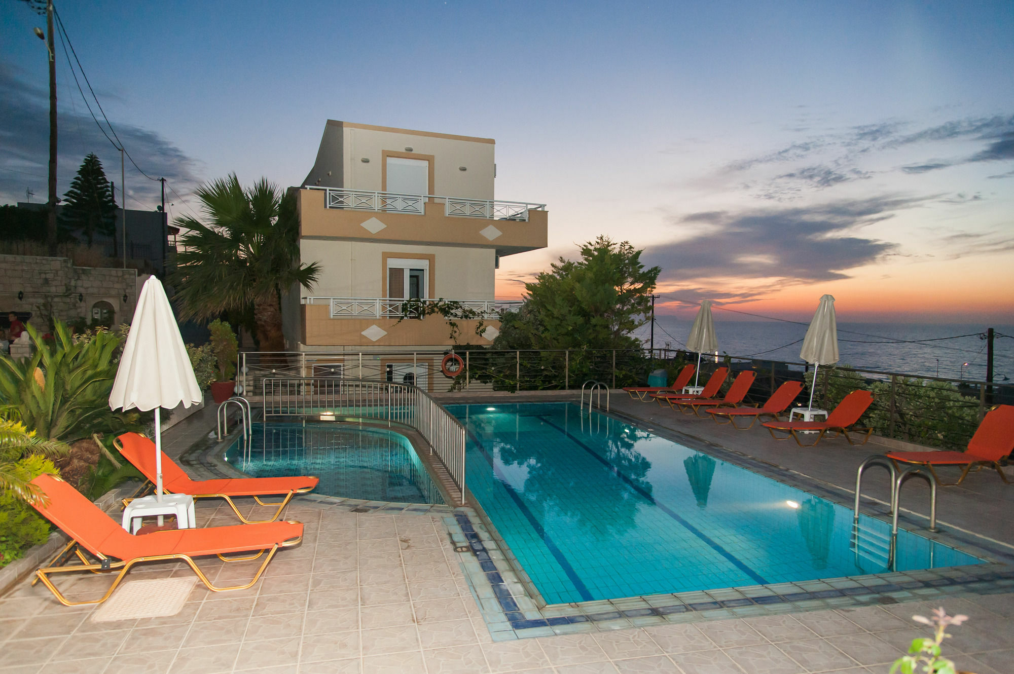 Sunrise Apartments Sfáka Dış mekan fotoğraf